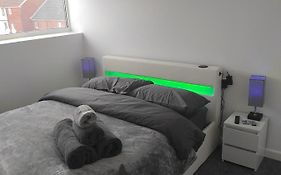 Moden Stylish Appartment In Southsea Free Onsite Parking